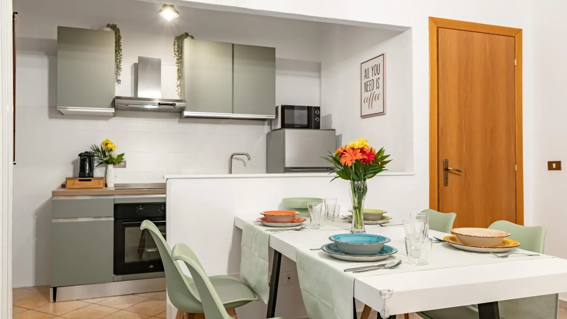 Your Home At The Cathedral - Palermo Cozy Flat איטליה