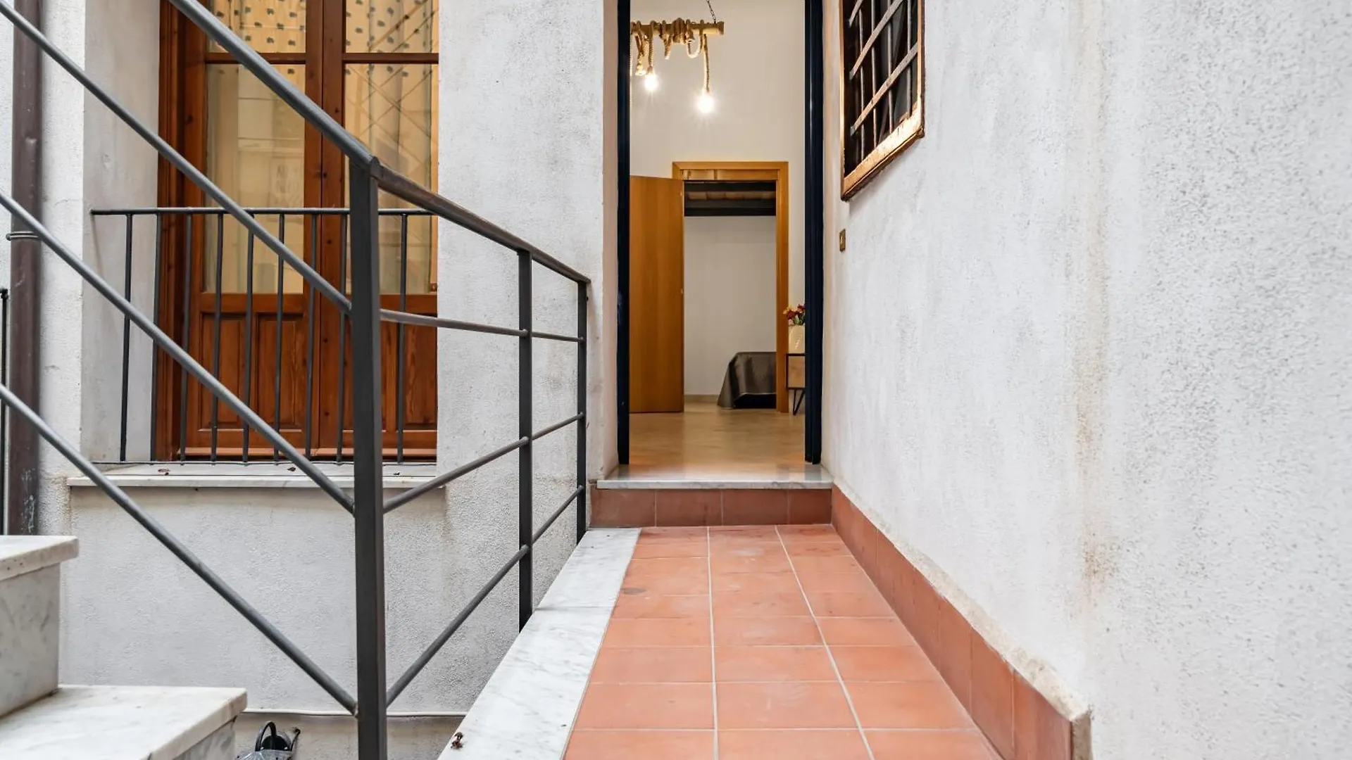 דירה Your Home At The Cathedral - Palermo Cozy Flat איטליה