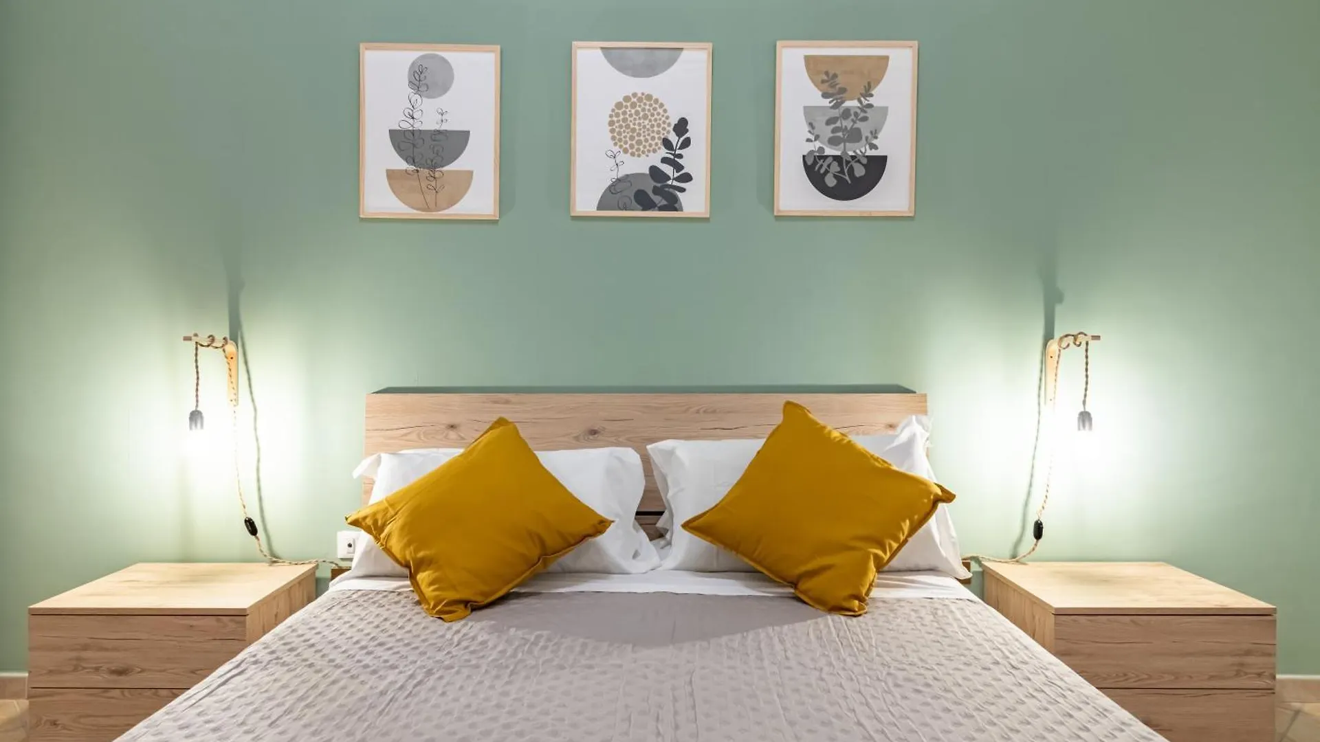 Apartment Your Home At The Cathedral - Palermo Cozy Flat